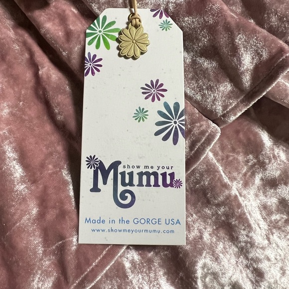 NWT MEME VELVET COLD SHOULDER SIZE MED - Picture 4 of 4